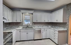 921 Lawrence St, Pratt, KS 67124