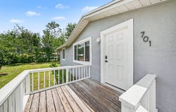 701 E Woodland St, Bunnell, FL 32110