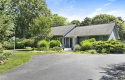 70 Jagger Lane, Westhampton, NY 11977