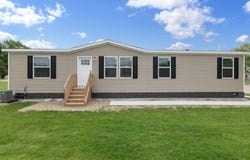 7197 Mapleview Circle, Brown City, MI 48416