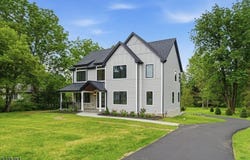 126 Emerson Ln, Berkeley Heights Twp., NJ 07922-2453