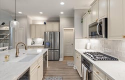 2016 Kings Gate Lane, Mount Pleasant, SC 29466