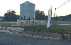 207 Crescent, Hondo, TX 78861