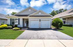 11 Carlisle Drive, Jackson, NJ 08527