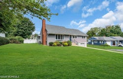 712 Howell Drive, Brielle, NJ 08730