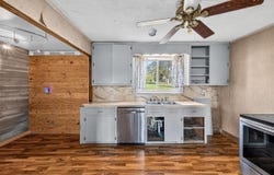 129 MT HERMON RD, ELKTON, VA 22827
