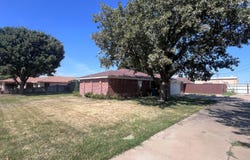 807 Arrah Avenue, Friona, TX 79035