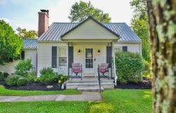 7252 Radford Rd, Athens, OH 45701