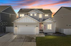 4368 E INVERNESS Ln E, Eagle Mountain, UT 84005