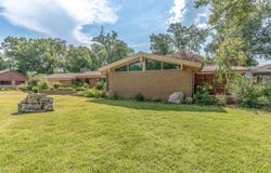 12 Meadowbrook Lane, West Memphis, AR 72301