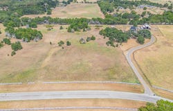 335 County Road 1264, Whitesboro, TX 76273
