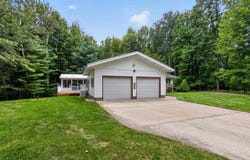 3846 E Monroe Road, Midland, MI 48642