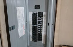 29 River Street, Strong, ME 04983