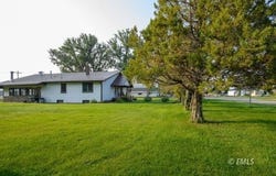 306 3rd St, Custer, MT 59024