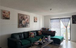 6950 W 6th Ave, Hialeah, FL 33014