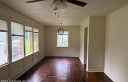 2747 Emerald Drive, Jackson, MS 39212