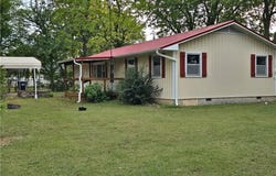 28155 Skaggs Street, Seligman, MO 65745