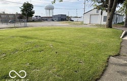 1201 S Mulberry Street, Muncie, IN 47302