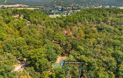 262 Wintergreen Lane, Norfork, AR 72658