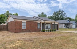 3514 W Olive Street, Rogers, AR 72756