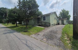 1106 Hughart Ave., RAINELLE, WV 25962