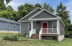 258 E 39th St, Buena Vista, VA 24416