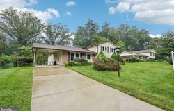 5204 HOLDEN Street, FAIRFAX, VA 22032