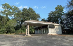 300 E 6th St, Tuscumbia, AL 35674