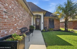 106 Pecan Street, Iowa, LA 70647