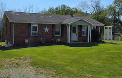 136 Virginia Ave, Max Meadows, VA 24360