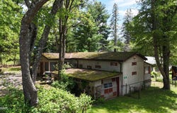 65 Cone Lane, Hawley, PA 18428