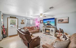 209 W Gray, Jay, OK 74346