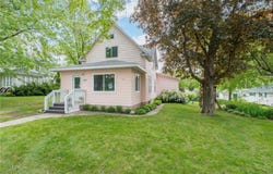 303 Broadway, Hanska, MN 56041