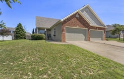 1710 Timber Wolf Lane, Mahomet, IL 61853
