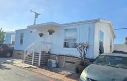2191 Harbor Blvd, Costa Mesa, CA 92627