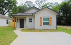 125 Vesta St, Longview, TX 75602