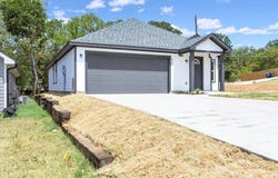 415 E Monterey Street, Denison, TX 75021