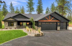 279 Coyote Pass Rd, Blanchard, ID 83804