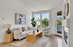 402 Bay Berry Pl, Encinitas, CA 92024