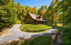 1151 Chestnut Valley Rd, Vonore, TN 37885