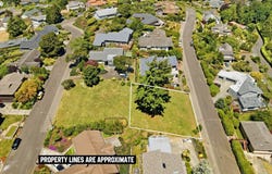 Telegraph Dr, CoosBay, OR 97420
