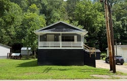1467 Hardburly Rd, Bulan, KY 41722