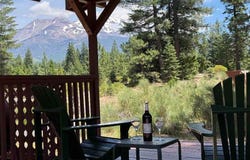 3137 Summit Dr, Mount Shasta, CA 96067-2429