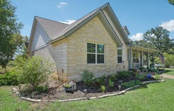 596 Pleasant Grove Loop, Elgin, TX 78621