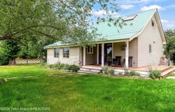 315 E HARPER Avenue, Driggs, ID 83422