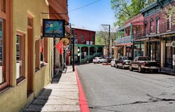 93 Spring Street, Eureka Springs, AR 72632