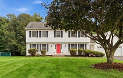 85 Village Lane, Windsor, CT 06095