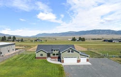 32 S Centurion Way, Whitehall, MT 59759