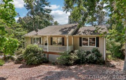 7 Maple Leaf Drive, Hendersonville, NC 28739