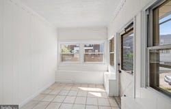 7039 GUILFORD RD, UPPER DARBY, PA 19082